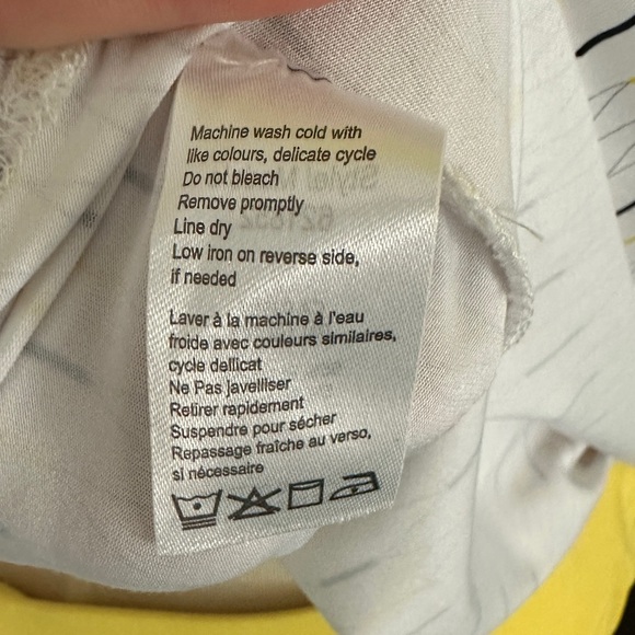 Spanner Sport Sleeveless Collared Top - Picture 5 of 5